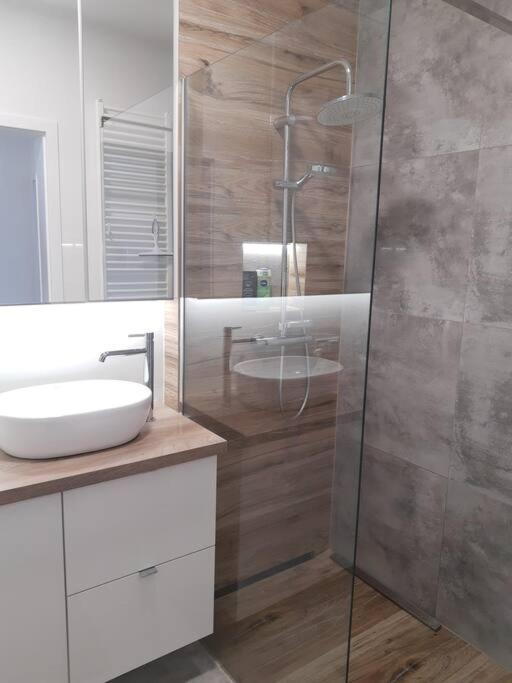 New Apartment Wolynska - Przestronny, Z Widokiem, Czysto, Parking, Balkon Rzeszow Bagian luar foto